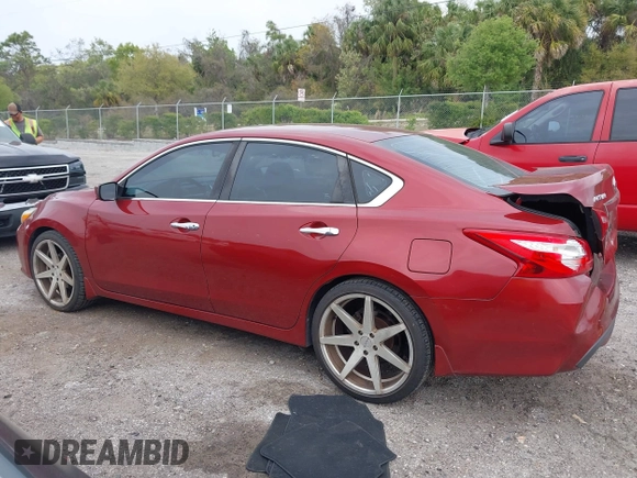 2017 Nissan Altima SV with VIN 1N4AL3AP1HC135612, listed as a IAAI auction lot 41848270 with 91,294 mi miles and . Bid and sale history available at carsss.com. Image 14.