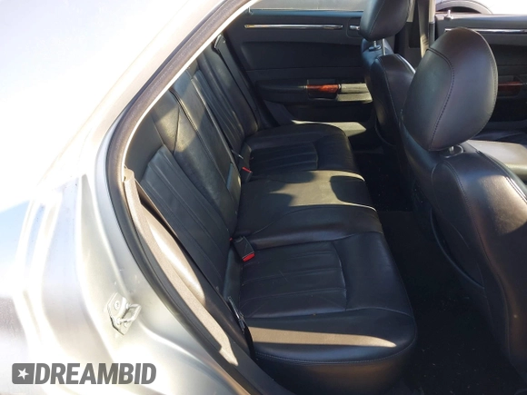2010 Chrysler 300 C Hemi with VIN 2C3CA6CT4AH114698, listed as a IAAI auction lot 42050947 with 130,269 mi miles and . Bid and sale history available at carsss.com. Image 8.