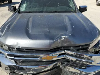 2020 Chevrolet Silverado 1500 LT with VIN 1GCRYDED2LZ341404, listed as a Copart auction lot 48858375 with 80,402 mi miles and Salvage Title. Bid and sale history available at DreamBid. Image 13.
