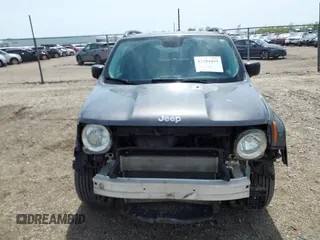 2017 Jeep Renegade Sport с VIN ZACCJBAB6HPG64055, выставлен на аукционе IAAI как лот 42104469 с пробегом 125 897 миль миль и . История ставок и продаж доступна на DreamBid. Изображение 12.