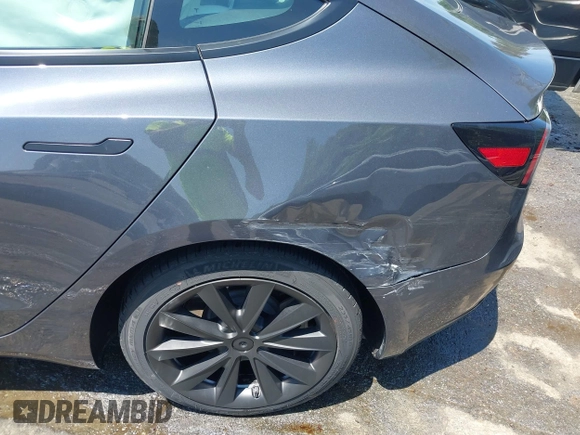2023 Tesla Model 3 z VIN 5YJ3E1EA7PF413311, wystawiony jako IAAI lot #42442055 z przebiegiem 25 270 mil mil oraz . Historia ofert i sprzedaży dostępna na DreamBid. Obrazek 21.