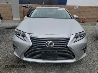 2016 Lexus ES 330 with VIN JTHBK1GG0G2232624, listed as a Copart auction lot 55597955 with 30,386 mi miles and Salvage title. Bid and sale history available at DreamBid. Image 5.