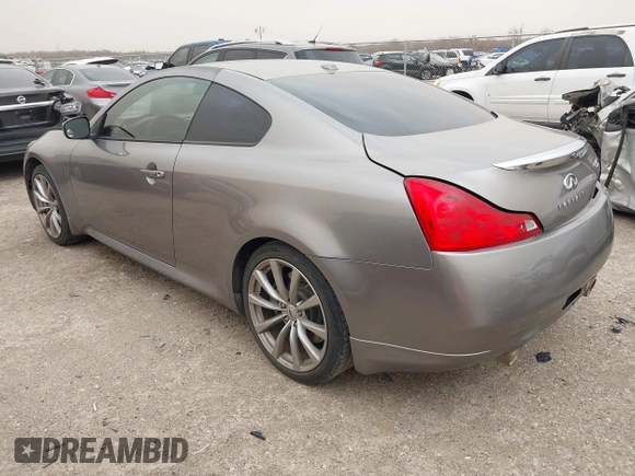 2008 Infiniti G37 Coupe Journey with VIN JNKCV64E88M117710, listed as a IAAI auction lot 41723422 with 199,388 mi miles. Bid and sale history available at carsss.com. Image 3.