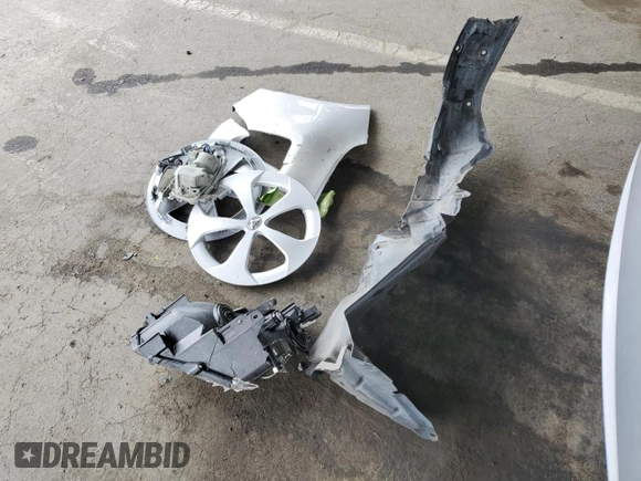 2015 Toyota Prius Four with VIN JTDKN3DU3F0469634, listed as a Copart auction lot 55484135 with 51,950 mi miles and Salvage Title. Bid and sale history available at DreamBid. Image 12.