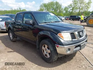 2006 Nissan Frontier SE z VIN 1N6AD07W66C477054, wystawiony jako IAAI lot #42247493 z przebiegiem 204 279 mil mil oraz . Historia ofert i sprzedaży dostępna na DreamBid. Obrazek 1.