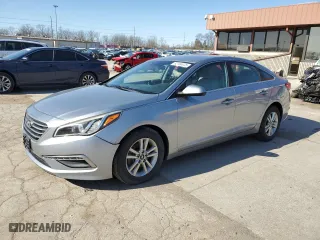 2015 Hyundai Sonata 2.4L SE with VIN 5NPE24AF1FH064182, listed as a Copart auction lot 52184035 with 105,906 mi miles and Salvage Title. Bid and sale history available at carsss.com. Image 1.