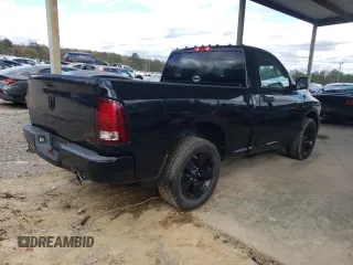 2015 Ram 1500 Tradesman z VIN 3C6JR6AT9FG517217, wystawiony jako Copart lot #81830944 z przebiegiem 112 380 mil mil oraz Czysty tytuł • Clean title. Historia ofert i sprzedaży dostępna na DreamBid. Obrazek 3.