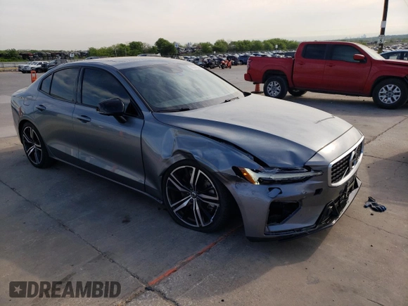 2019 Volvo S60 R-Design with VIN 7JRA22TM7KG013011, listed as a Copart auction lot 47976873 with 14,425 mi miles. Bid and sale history available at carsss.com. Image 4.