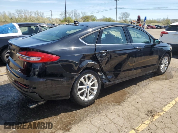 2020 Ford Fusion SE with VIN 3FA6P0HD9LR165245, listed as a Copart auction lot 54860845 with 33,319 mi miles and Non repairable. Bid and sale history available at DreamBid. Image 3.