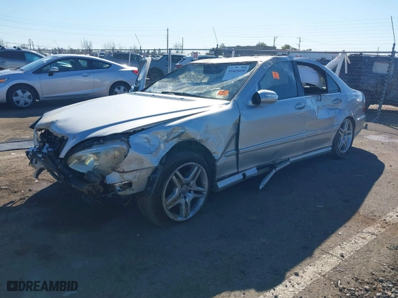 2006 Mercedes-Benz S-Class 5.0L with VIN WDBNG75J16A484001, listed as a IAAI auction lot 41665498 with 1 mi miles. Bid and sale history available at carsss.com. Image 2.