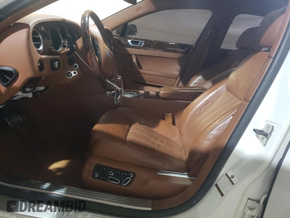 2007 Bentley Flying Spur with VIN SCBBR93W97C040186, listed as a Copart auction lot 84065224 with Not Provided miles and Salvage Title. Bid and sale history available at DreamBid. Image 7.