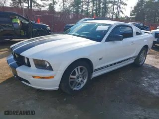 2005 Ford Mustang GT Deluxe with VIN 1ZVHT82H155241164, listed as a IAAI auction lot 41354925 with NaN miles. Bid and sale history available at carsss.com. Image 17.