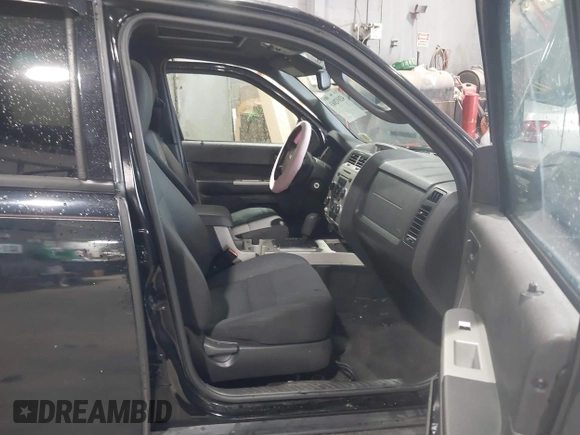 2012 Ford Escape XLT с VIN 1FMCU9D73CKB26161, выставлен на аукционе IAAI как лот 42692883 с пробегом 143 204 миль миль и . История ставок и продаж доступна на DreamBid. Изображение 5.