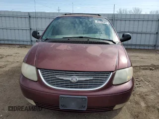 2001 Chrysler Town & Country LXi with VIN 2C4GP54L21R324666, listed as a Copart auction lot 50709465 with 245,830 mi miles and Salvage Title. Bid and sale history available at DreamBid. Image 5.