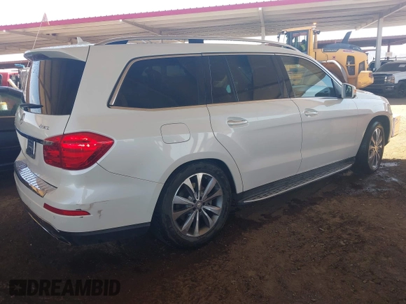 2014 Mercedes-Benz GL 450 with VIN 4JGDF7CE3EA336481, listed as a IAAI auction lot 42025576 with 145,244 mi miles and . Bid and sale history available at DreamBid. Image 4.