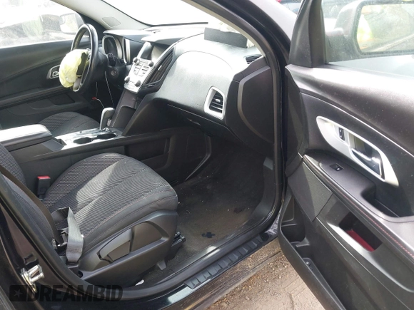 2012 Chevrolet Equinox LT w/1LT with VIN 2GNALDEK8C1137796, listed as a IAAI auction lot 42052403 with 180,200 mi miles. Bid and sale history available at carsss.com. Image 5.