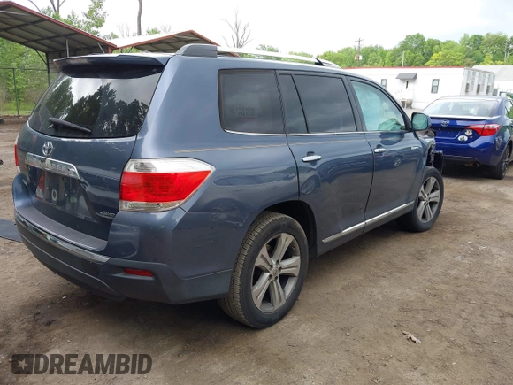 2013 Toyota Highlander Limited z VIN 5TDDK3EH9DS203161, wystawiony jako IAAI lot #42193516 z przebiegiem 194 352 mil mil oraz . Historia ofert i sprzedaży dostępna na DreamBid. Obrazek 4.