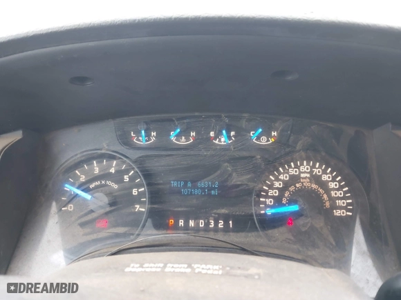2014 Ford F-150 XL with VIN 1FTNF1CF9EKE28137, listed as a IAAI auction lot 41577971 with 180,000 mi miles. Bid and sale history available at carsss.com. Image 7.