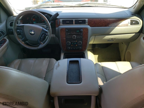 2009 Chevrolet Silverado 1500 LTZ with VIN 3GCEK33M99G275276, listed as a Copart auction lot 45538675 with 238,713 mi miles and Salvage Title. Bid and sale history available at carsss.com. Image 8.