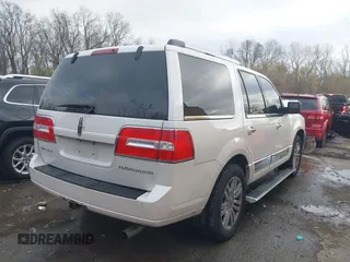 2009 Lincoln Navigator with VIN 5LMFU28519EJ01390, listed as a IAAI auction lot 40950017 with 168,469 mi miles and . Bid and sale history available at DreamBid. Image 4.