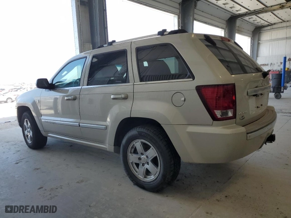2007 Jeep Grand Cherokee Overland with VIN 1J8HR682X7C609308, listed as a Copart auction lot 52424375 with 204,412 mi miles and Clean Title. Bid and sale history available at carsss.com. Image 2.