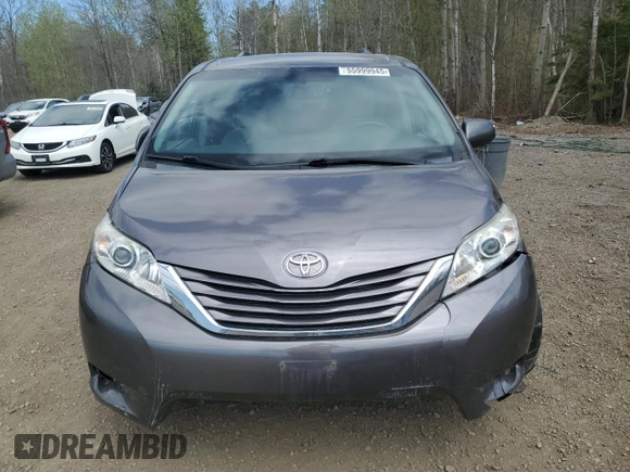2015 Toyota Sienna LE with VIN 5TDJK3DC7FS121635, listed as a Copart auction lot 55999945 with 139,642 mi miles and Salvage title. Bid and sale history available at DreamBid. Image 5.