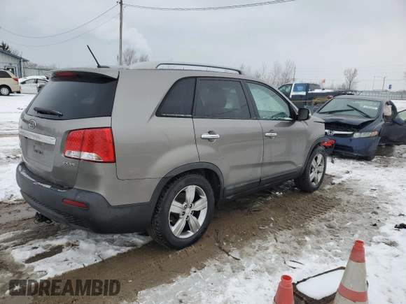 2012 Kia Sorento EX with VIN 5XYKUDA23CG247371, listed as a Copart auction lot 44522465 with 205,067 mi miles and Salvage Title. Bid and sale history available at carsss.com. Image 3.