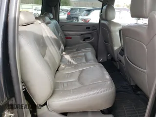 2004 GMC Yukon XL SLT with VIN 3GKEC16Z64G226042, listed as a Copart auction lot 47823215 with 251,693 mi miles and Clean Title. Bid and sale history available at carsss.com. Image 11.