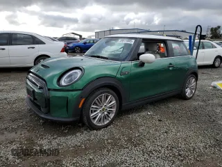 2023 MINI Hardtop Cooper SE with VIN WMW13DJ01P2T55949, listed as a Copart auction lot 49011005 with 7,553 mi miles and Non repairable. Bid and sale history available at DreamBid. Image 1.