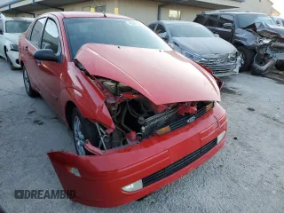 2000 Ford Focus SE with VIN 1FAFP3437YW348307, listed as a Copart auction lot 42964265 with 249,804 mi miles and Salvage Title. Bid and sale history available at carsss.com. Image 4.