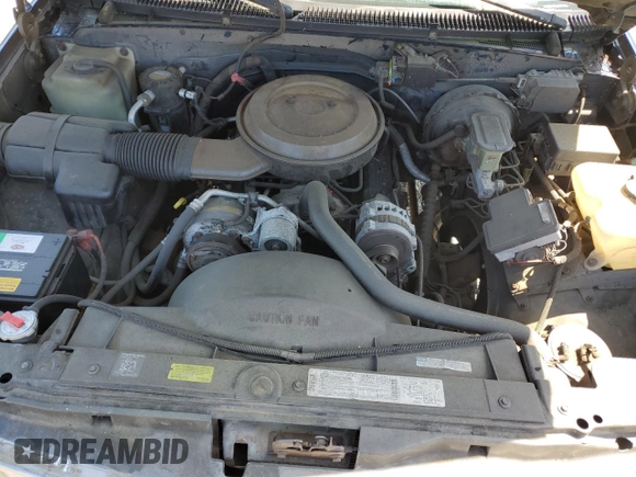 1995 Chevrolet Silverado 2500 z VIN 1GCFK24K7SE228644, wystawiony jako Copart lot #57244755 z przebiegiem 241 137 mil mil oraz Szkoda całkowita • Salvage title. Historia ofert i sprzedaży dostępna na DreamBid. Obrazek 11.