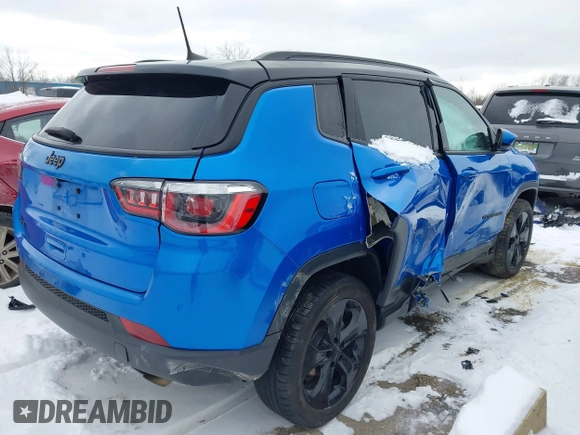 2019 Jeep Compass Latitude with VIN 3C4NJDBB4KT682525, listed as a IAAI auction lot 41565529 with 85,764 mi miles. Bid and sale history available at carsss.com. Image 4.