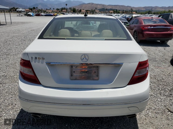 2008 Mercedes-Benz C 300 Sport with VIN WDDGF54X98R030001, listed as a Copart auction lot 61432695 with 233,664 mi miles and Clean title. Bid and sale history available at DreamBid. Image 6.