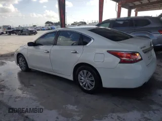 2015 Nissan Altima 2.5 S with VIN 1N4AL3AP0FC198200, listed as a Copart auction lot 54127355 with 180,725 mi miles and Clean Title. Bid and sale history available at carsss.com. Image 2.