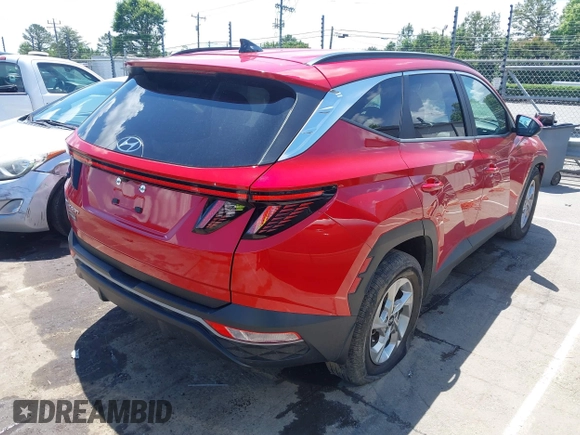 2022 Hyundai Tucson SEL with VIN 5NMJB3AE6NH070085, listed as a IAAI auction lot 42235039 with 28,931 mi miles and . Bid and sale history available at DreamBid. Image 4.