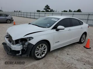 2019 Ford Fusion Hybrid SE with VIN 3FA6P0LUXKR207945, listed as a Copart auction lot 48043383 with 137,807 mi miles. Bid and sale history available at carsss.com. Image 1.