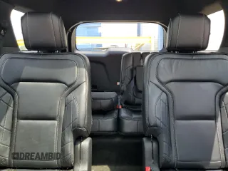 2017 Ford Explorer Platinum z VIN 1FM5K8HT1HGD20357, wystawiony jako Copart lot #63019495 z przebiegiem 134 960 mil mil oraz Szkoda całkowita • Salvage title. Historia ofert i sprzedaży dostępna na DreamBid. Obrazek 10.