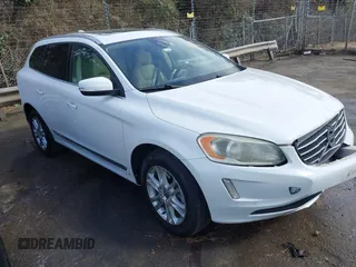 2015 Volvo XC60 T5 z VIN YV4612RK1F2730923, wystawiony jako IAAI lot #41718249 z przebiegiem 186 856 mil mil oraz . Historia ofert i sprzedaży dostępna na DreamBid. Obrazek 1.