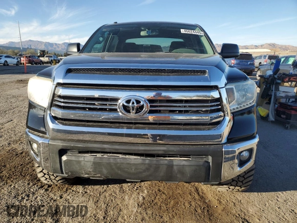 2016 Toyota Tundra SR5 z VIN 5TFDW5F15GX518409, wystawiony jako Copart lot #46624445 z przebiegiem 111 452 mil mil oraz Szkoda całkowita • Salvage title. Historia ofert i sprzedaży dostępna na DreamBid. Obrazek 5.
