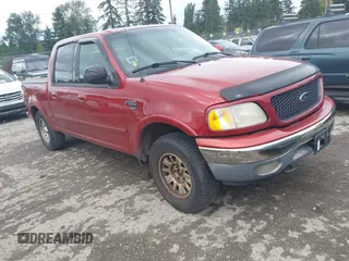 2001 Ford F-150 XLT z VIN 1FTRW08L91KE59120, wystawiony jako IAAI lot #42301677 z przebiegiem Nie podano mil oraz . Historia ofert i sprzedaży dostępna na DreamBid. Obrazek 1.