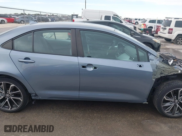 2022 Toyota Corolla SE with VIN 5YFS4MCE6NP132723, listed as a IAAI auction lot 41685699 with 25,228 mi miles. Bid and sale history available at carsss.com. Image 14.