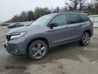 2021 Honda Passport Touring z VIN 5FNYF8H93MB038977, wystawiony jako Copart lot #51540305 z przebiegiem 53 427 mil mil oraz Szkoda całkowita • Salvage title. Historia ofert i sprzedaży dostępna na DreamBid. Obrazek 1.