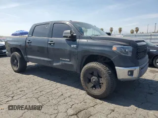 2014 Toyota Tundra SR5 z VIN 5TFDW5F15EX332916, wystawiony jako Copart lot #54068995 z przebiegiem 232 063 mil mil oraz Czysty tytuł • Clean title. Historia ofert i sprzedaży dostępna na DreamBid. Obrazek 4.