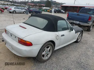 1996 BMW 3 Series Z3 1.9 z VIN 4USCH7322TLB73997, wystawiony jako IAAI lot #41778288 z przebiegiem Nie podano mil oraz . Historia ofert i sprzedaży dostępna na DreamBid. Obrazek 4.