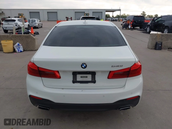 2018 BMW 5 Series 540i z VIN WBAJE5C52JWA93872, wystawiony jako IAAI lot #42191999 z przebiegiem 47 508 mil mil oraz . Historia ofert i sprzedaży dostępna na DreamBid. Obrazek 16.