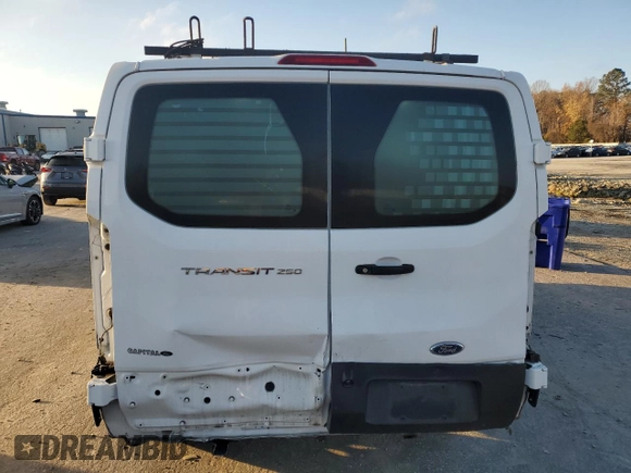 2019 Ford Transit z VIN 1FTYR1YM7KKB51124, wystawiony jako Copart lot #82111974 z przebiegiem 93 581 mil mil oraz Szkoda całkowita • Salvage title. Historia ofert i sprzedaży dostępna na DreamBid. Obrazek 6.