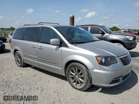 2015 Chrysler Town & Country S with VIN 2C4RC1HG3FR675622, listed as a Copart auction lot 54154035 with 167,841 mi miles and Clean Title. Bid and sale history available at carsss.com. Image 4.