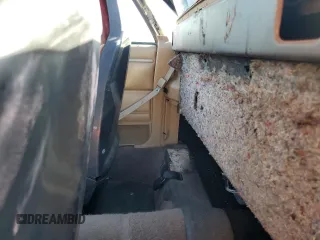 1987 Chevrolet El Camino z VIN 3GCCW80H0HS906444, wystawiony jako Copart lot #81360244 z przebiegiem 272 873 mil mil oraz Szkoda całkowita • Salvage title. Historia ofert i sprzedaży dostępna na DreamBid. Obrazek 10.