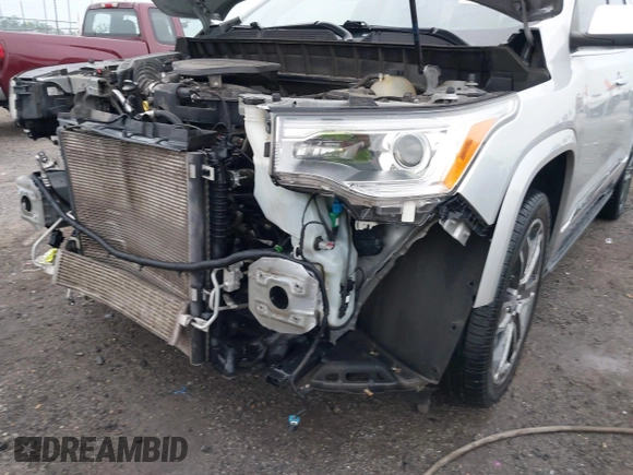 2017 GMC Acadia Denali z VIN 1GKKNXLS8HZ188018, wystawiony jako IAAI lot #42420881 z przebiegiem 150 134 mil mil oraz . Historia ofert i sprzedaży dostępna na DreamBid. Obrazek 6.