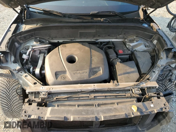2016 Volvo XC90 T6 Momentum with VIN YV4A22PK9G1077260, listed as a Copart auction lot 42631245 with 157,262 mi miles and Salvage Title. Bid and sale history available at carsss.com. Image 13.
